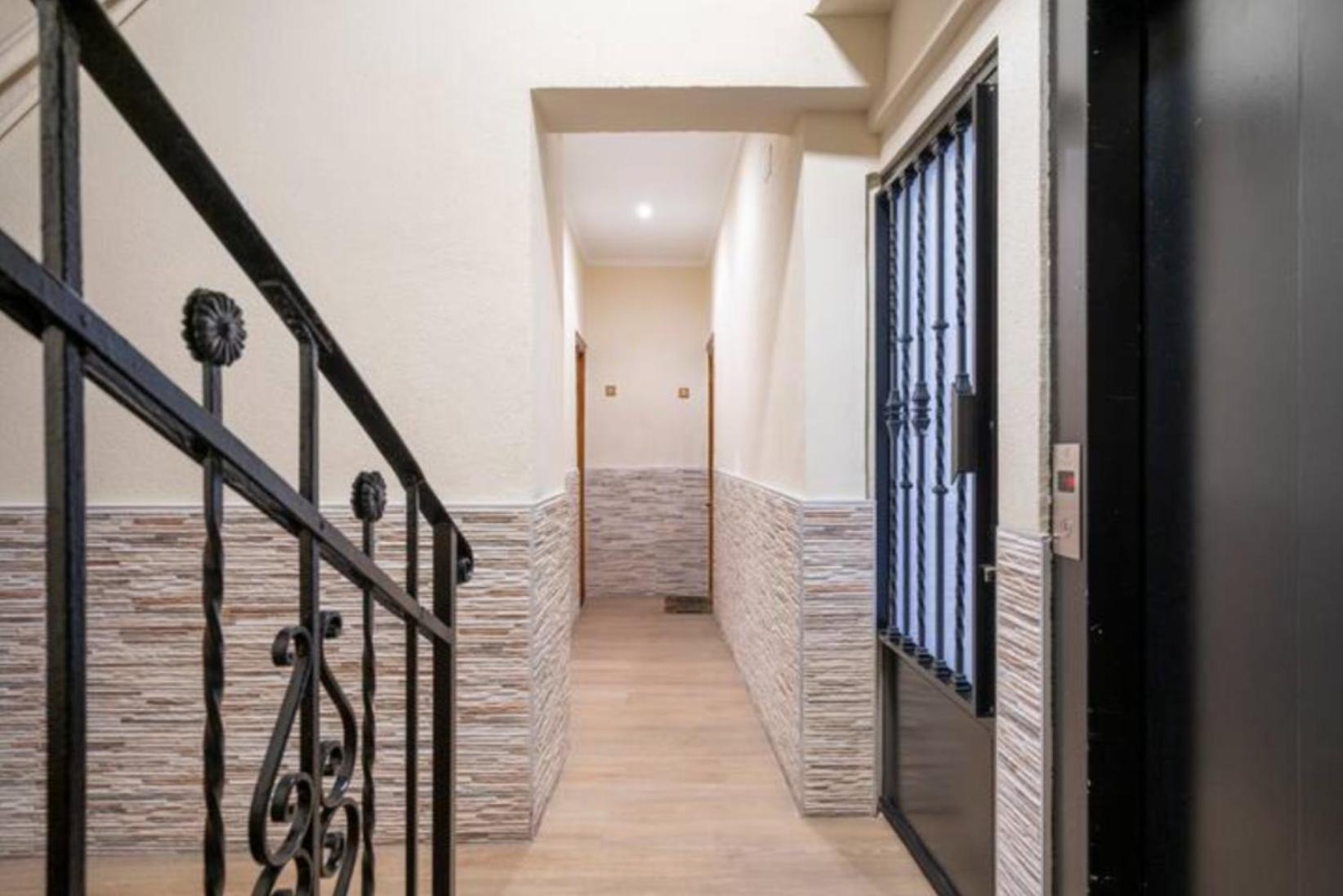 Bedroom Madrid City Center Екстер'єр фото